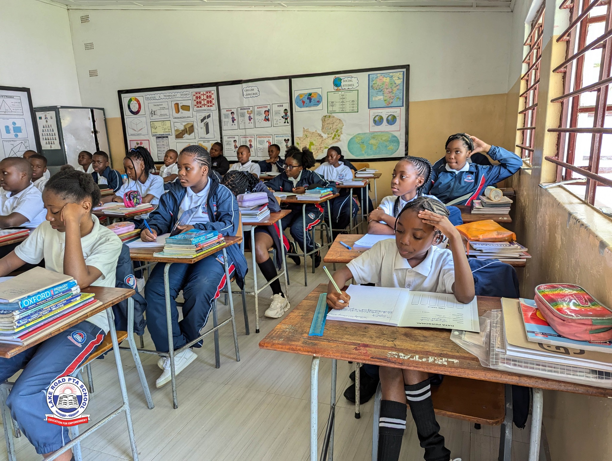 Lake Road PTA School Primary